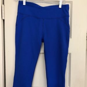 Blue Fabletics Cropped Leggings
